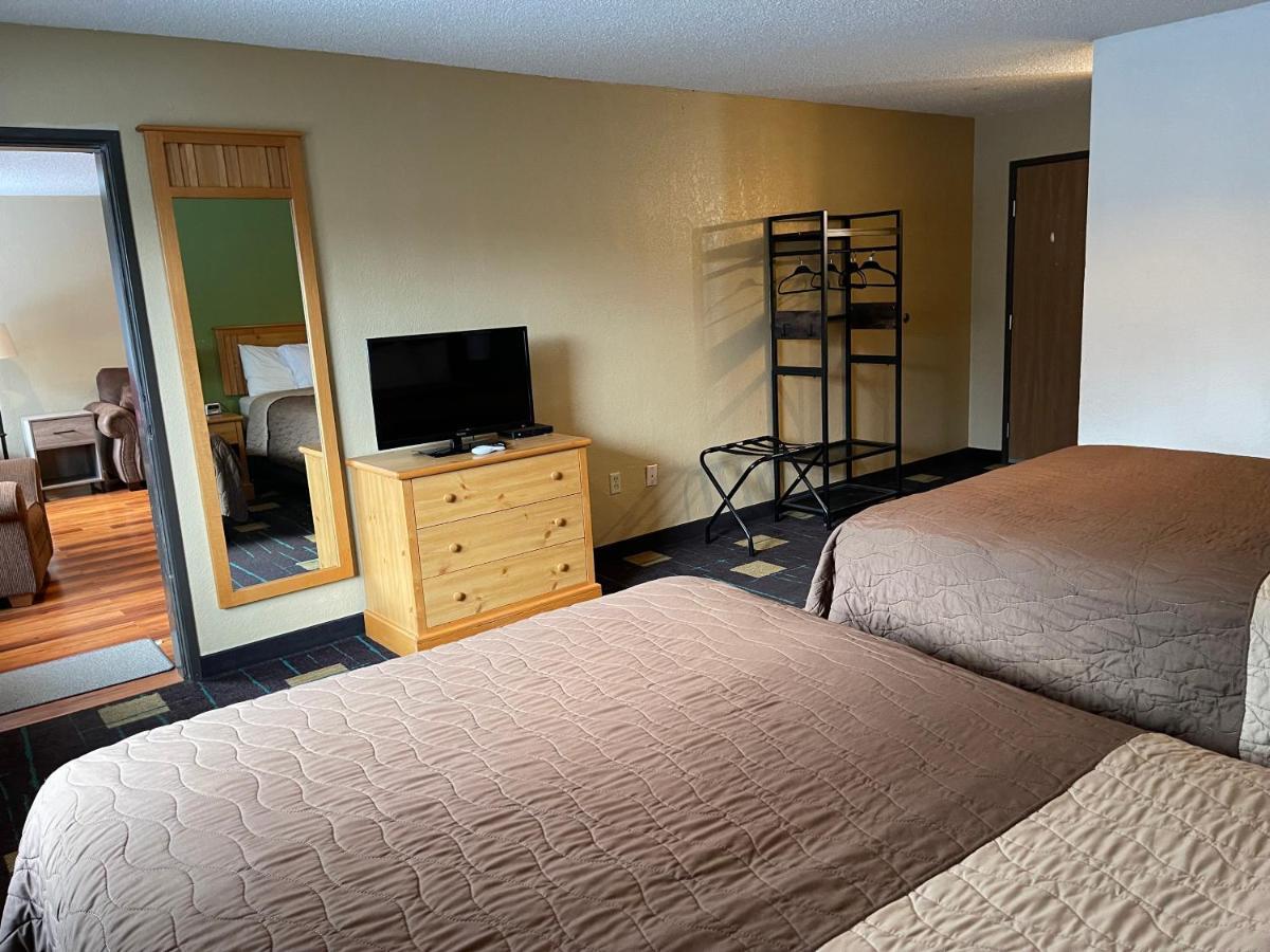 Hotel Walker Hotel 2*